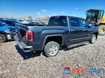 Trzecie zdjęcie samochodu z tyłu: 2018 GMC SIERRA K1500 SLT VIN:3GTU2NEC2JG368267 - miniatura