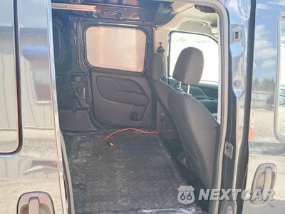 Zdjęcie 11 z 14 samochodu: 2022 RAM PROMASTER CITY TRADESMAN VIN:ZFBHRFAB8N6W59561 - miniatura