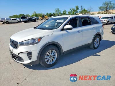 2019 KIA SORENTO LX V6 5XYPG4A53KG566503 - główne zdjęcie licytacji z USA - miniatura