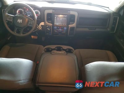 Zdjęcie 8 z 12 samochodu: 2023 RAM 1500 CLASSIC TRADESMAN VIN:3C6RR7KG9PG662334 - miniatura