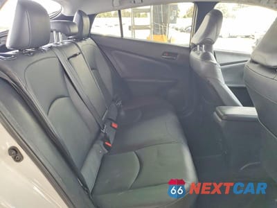Zdjęcie 10 z 13 samochodu: 2017 TOYOTA PRIUS FOUR VIN:JTDKARFU2H3035914 - miniatura