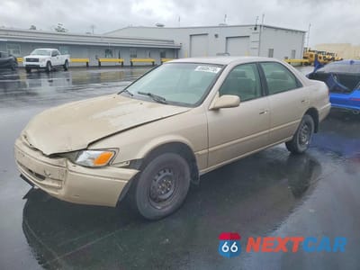 1999 TOYOTA CAMRY LE 4T1BG22K6XU600275 - główne zdjęcie licytacji z USA - miniatura