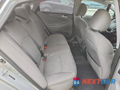 Zdjęcie 10 z 12 samochodu: 2012 HYUNDAI SONATA GLS VIN:5NPEB4AC2CH344288 - miniatura
