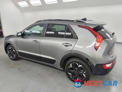 Drugie zdjęcie samochodu z przodu: 2024 KIA NIRO WIND VIN:KNDCR3L16R5113671 - miniatura