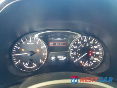 Zdjęcie 9 z 13 samochodu: 2013 NISSAN PATHFINDER S VIN:5N1AR2MM3DC668278 - miniatura
