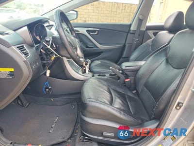 Zdjęcie 7 z 13 samochodu: 2013 HYUNDAI ELANTRA LIMITED VIN:KMHDH4AEXDU522673 - miniatura