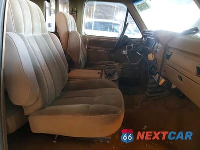 Zdjęcie 10 z 12 samochodu: 1986 FORD F250 VIN:1FTHX2518GKA61770 - miniatura