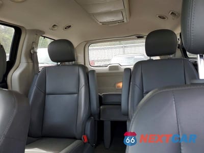 Zdjęcie 10 z 12 samochodu: 2013 VOLKSWAGEN ROUTAN SE VIN:2C4RVABG6DR724909 - miniatura