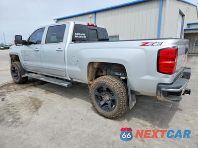 Drugie zdjęcie samochodu z przodu: 2019 CHEVROLET SILVERADO K2500 HEAVY DUTY LTZ VIN:1GC1KTEYXKF136733 - miniatura