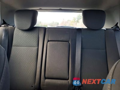 Zdjęcie 10 z 12 samochodu: 2018 CHEVROLET TRAX LS VIN:3GNCJNSB2JL321426 - miniatura