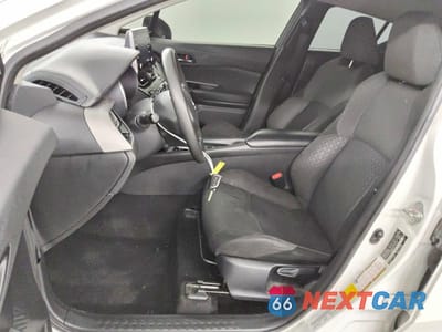 Zdjęcie 7 z 13 samochodu: 2021 TOYOTA C-HR LE VIN:JTNKHMBX3M1105954 - miniatura