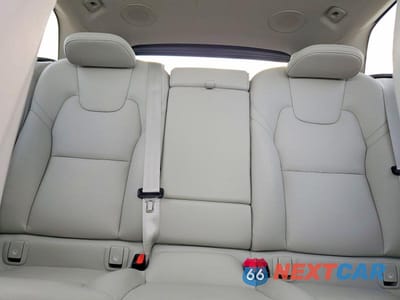 Zdjęcie 10 z 13 samochodu: 2024 VOLVO XC60 PLUS VIN:YV4L12RL2R1776427 - miniatura