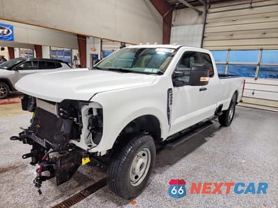 2025 FORD F250 SUPER DUTY 1FT8X2BA5SEC24256 - główne zdjęcie licytacji z USA - miniatura