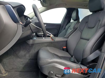 Zdjęcie 7 z 13 samochodu: 2024 VOLVO XC60 PLUS VIN:YV4H60DL6R1891759 - miniatura