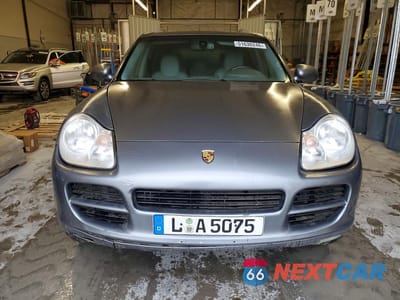 Piąte zdjęcie samochodu w środku: 2005 PORSCHE CAYENNE VIN:WP1AA29P45LA20432 - miniatura