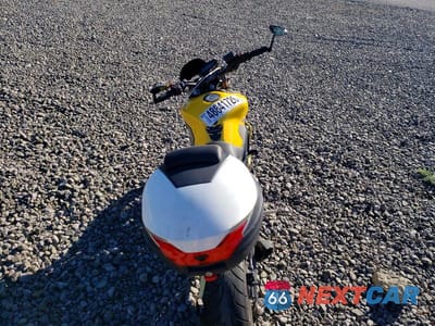 Zdjęcie 6 z 9 samochodu: 2015 YAMAHA FZ09 VIN:JYARN33E9FA007609 - miniatura