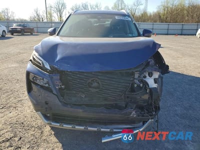 Piąte zdjęcie samochodu w środku: 2023 NISSAN ROGUE PLATINUM VIN:JN8BT3DD8PW306700 - miniatura