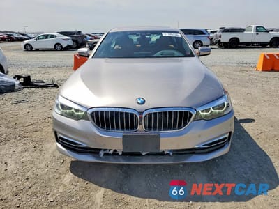 Piąte zdjęcie samochodu w środku: 2019 BMW 540 I VIN:WBAJE5C53KWE66595 - miniatura
