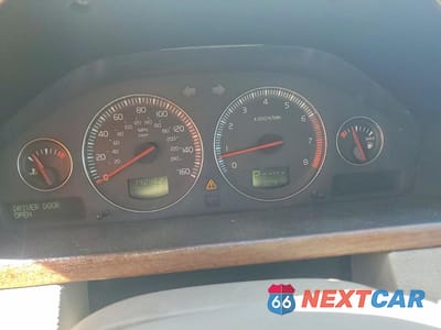 Zdjęcie 9 z 13 samochodu: 2005 VOLVO XC90 T6 VIN:YV1CZ911151152931 - miniatura