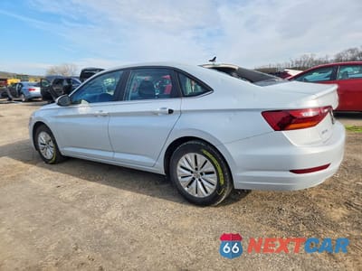 Drugie zdjęcie samochodu z przodu: 2019 VOLKSWAGEN JETTA S VIN:3VWC57BU8KM030206 - miniatura