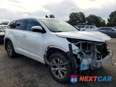 Czwarte zdjęcie samochodu z boku: 2015 TOYOTA HIGHLANDER LE PLUS VIN:5TDZKRFH4FS079617 - miniatura
