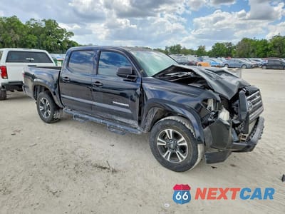 Czwarte zdjęcie samochodu z boku: 2017 TOYOTA TACOMA TRD SPORT VIN:3TMAZ5CN2HM028373 - miniatura