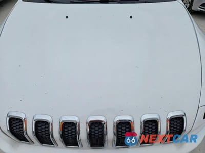 Zdjęcie 12 z 13 samochodu: 2018 JEEP CHEROKEE LATITUDE PLUS VIN:1C4PJLLB1JD538081 - miniatura