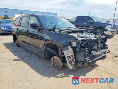 Czwarte zdjęcie samochodu z boku: 2021 JEEP GRAND CHEROKEE L OVERLAND VIN:1C4RJKDG6M8171222 - miniatura