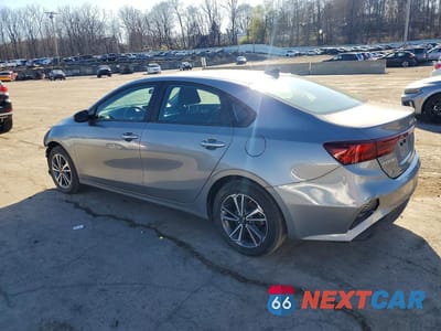 Drugie zdjęcie samochodu z przodu: 2024 KIA FORTE LXS VIN:3KPF24ADXRE709844 - miniatura