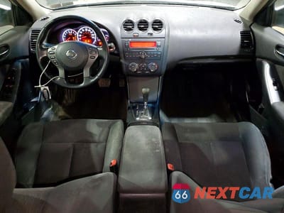 Zdjęcie 8 z 12 samochodu: 2012 NISSAN ALTIMA 2.5 VIN:1N4AL2AP5CN428887 - miniatura