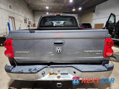Zdjęcie 6 z 13 samochodu: 2011 DODGE DAKOTA SLT VIN:1D7RW3GK9BS686972 - miniatura