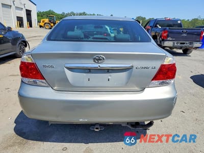 Zdjęcie 6 z 12 samochodu: 2005 TOYOTA CAMRY LE VIN:4T1BE30K35U587903 - miniatura