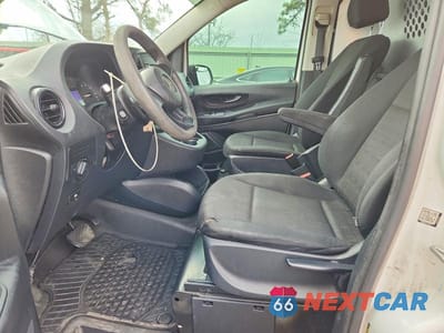 Zdjęcie 7 z 11 samochodu: 2016 MERCEDES-BENZ METRIS VIN:WD3PG2EA6G3098428 - miniatura