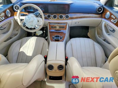 Zdjęcie 8 z 12 samochodu: 2020 MERCEDES-BENZ E 350 4MATIC VIN:W1KZF8EB0LA818069 - miniatura