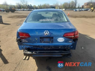 Zdjęcie 6 z 12 samochodu: 2017 VOLKSWAGEN JETTA S VIN:3VW2B7AJ2HM213508 - miniatura