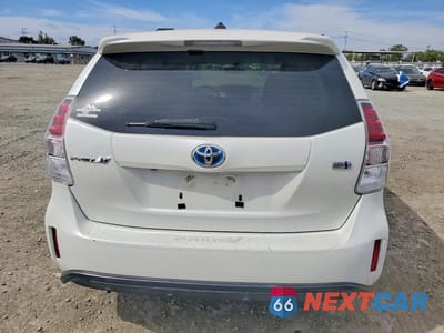 Zdjęcie 6 z 12 samochodu: 2015 TOYOTA PRIUS V THREE VIN:JTDZN3EU5FJ032564 - miniatura