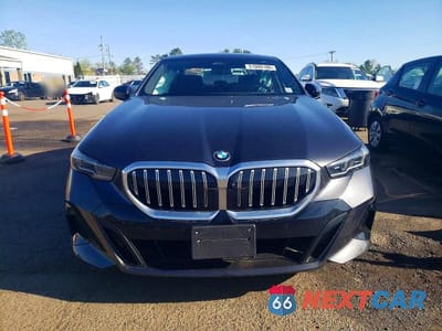 Piąte zdjęcie samochodu w środku: 2025 BMW 540 XI VIN:WBA63FJ01SCT78491 - miniatura