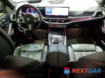 Zdjęcie 8 z 14 samochodu: 2024 BMW X7 XDRIVE40I VIN:5UX23EM04R9S40456 - miniatura