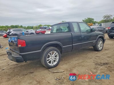Trzecie zdjęcie samochodu z tyłu: 2002 CHEVROLET S TRUCK S10 VIN:1GCCS195328138552 - miniatura