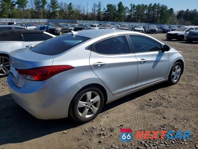 Trzecie zdjęcie samochodu z tyłu: 2012 HYUNDAI ELANTRA GLS VIN:5NPDH4AE7CH094624 - miniatura