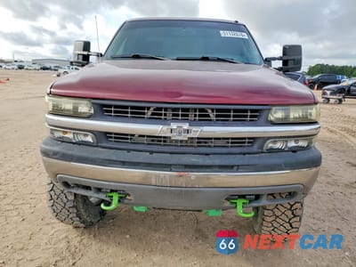 Piąte zdjęcie samochodu w środku: 2001 CHEVROLET SILVERADO K1500 VIN:1GCEK19T91E153404 - miniatura
