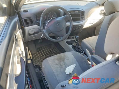 Zdjęcie 8 z 12 samochodu: 2008 HYUNDAI ACCENT GS VIN:KMHCM36CX8U091802 - miniatura