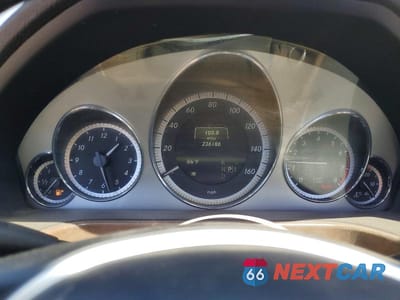 Zdjęcie 9 z 11 samochodu: 2013 MERCEDES-BENZ E 350 VIN:WDDHF5KB4DA707072 - miniatura