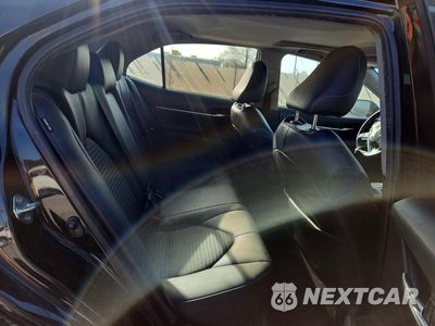 Zdjęcie 10 z 13 samochodu: 2020 TOYOTA CAMRY SE VIN:4T1G11AK7LU915759 - miniatura