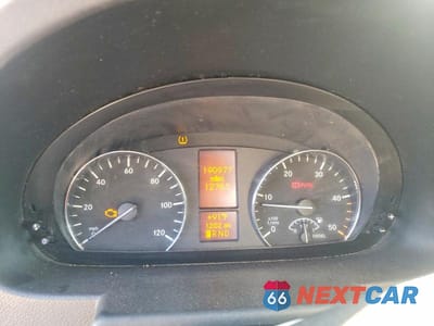Zdjęcie 9 z 13 samochodu: 2015 MERCEDES BENZ SPRINTER 2500 VIN:WD3PE8DCXF5975954 - miniatura