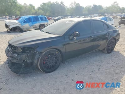 2024 TOYOTA CAMRY TRD 4T1KZ1AK4RU103184 - główne zdjęcie licytacji z USA - miniatura