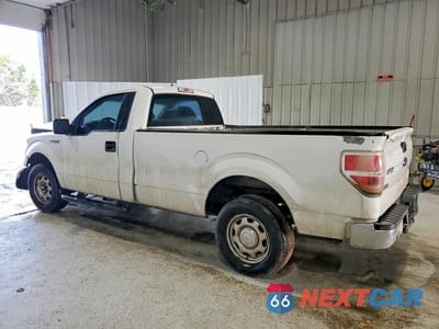 Drugie zdjęcie samochodu z przodu: 2013 FORD F150 VIN:1FTMF1CM0DKF13733 - miniatura