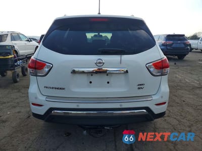 Zdjęcie 6 z 13 samochodu: 2016 NISSAN PATHFINDER SV VIN:5N1AR2MM0GC644766 - miniatura