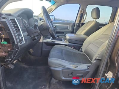 Zdjęcie 7 z 12 samochodu: 2014 RAM 1500 SLT VIN:1C6RR6LT3ES416682 - miniatura