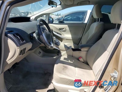 Zdjęcie 7 z 12 samochodu: 2011 TOYOTA PRIUS TWO VIN:JTDKN3DU5B1374075 - miniatura
